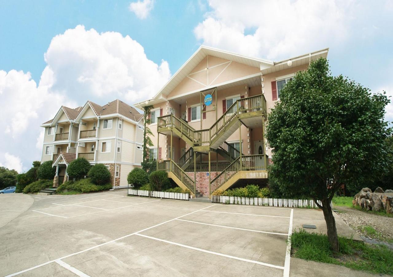 Uts Village Jeju Exterior photo