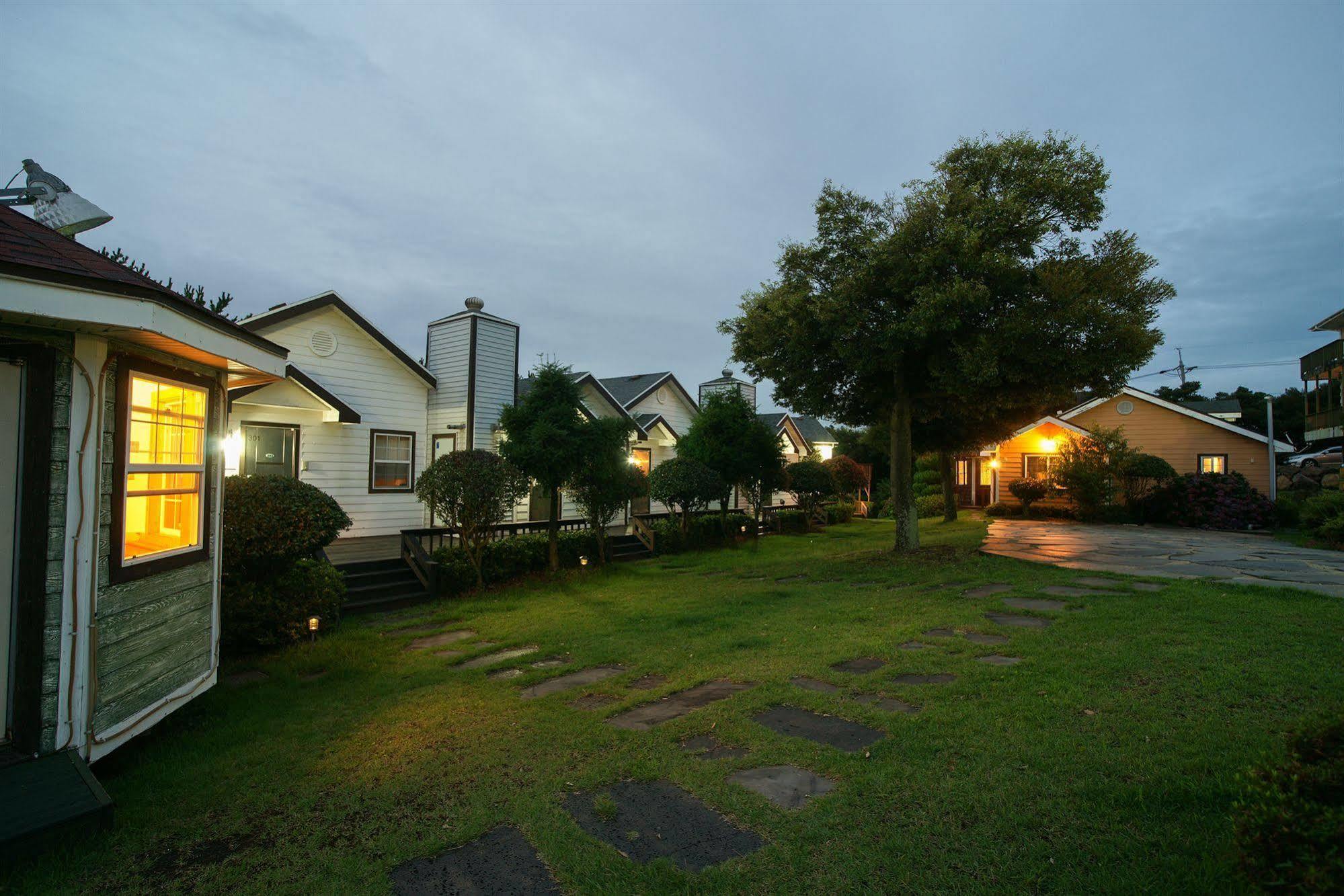 Uts Village Jeju Exterior photo