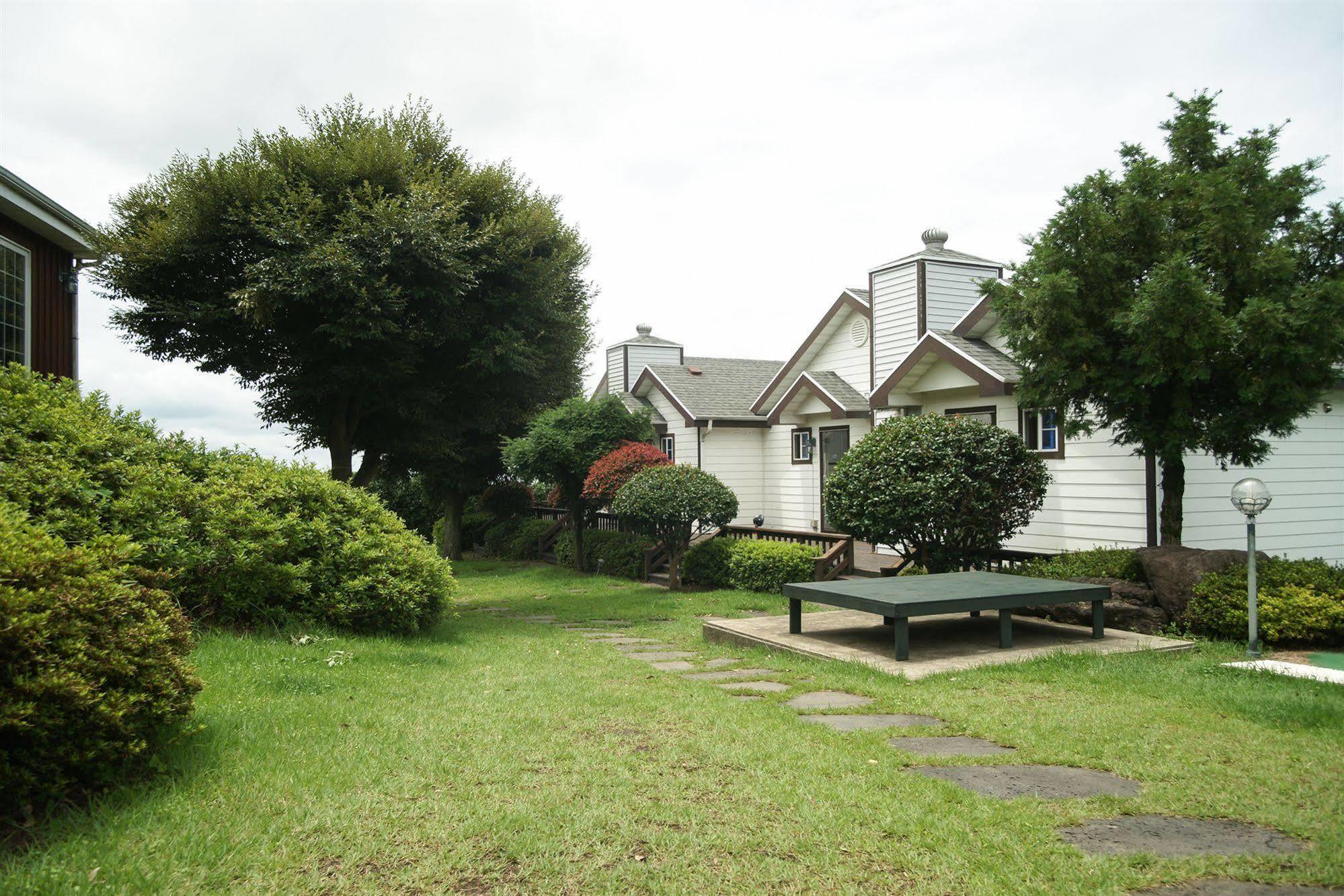 Uts Village Jeju Exterior photo