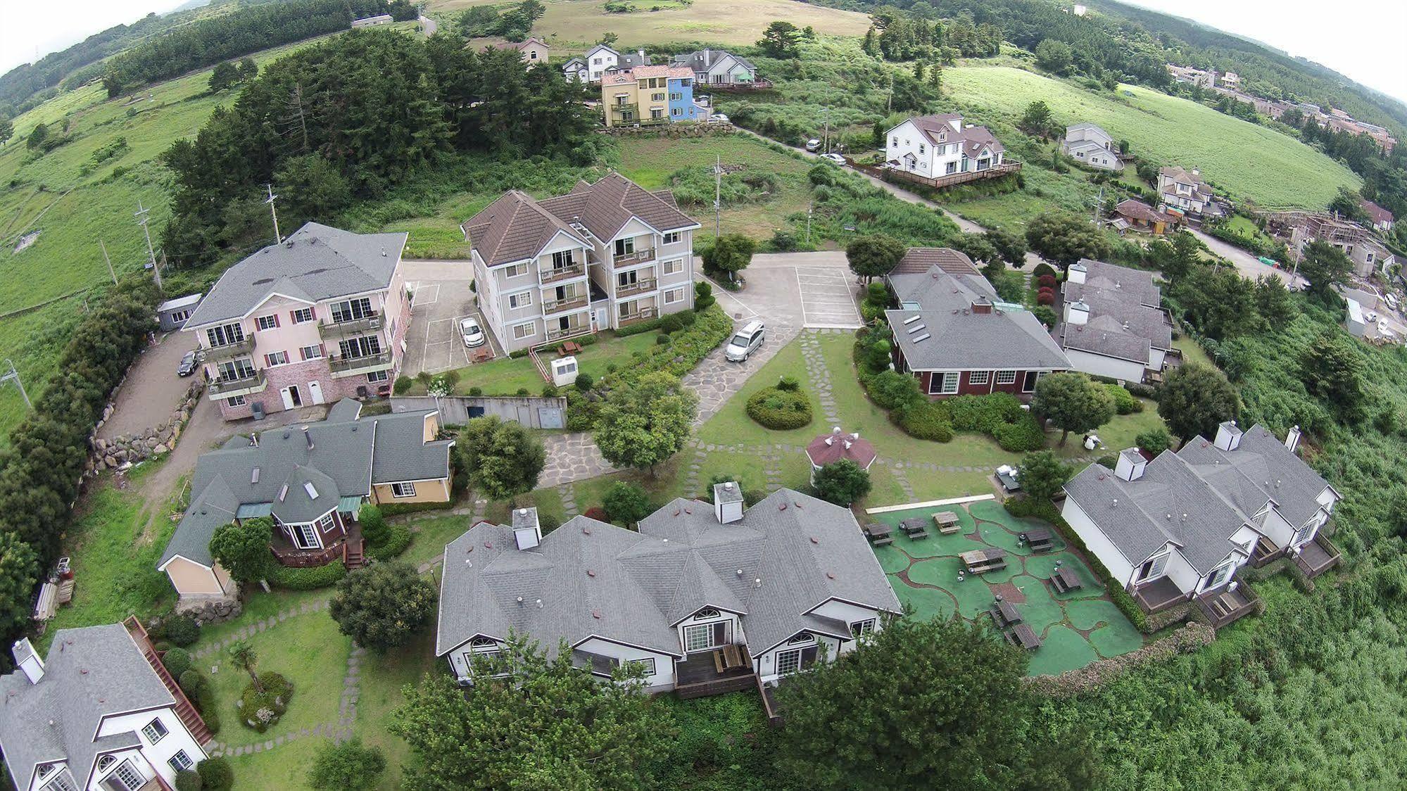 Uts Village Jeju Exterior photo